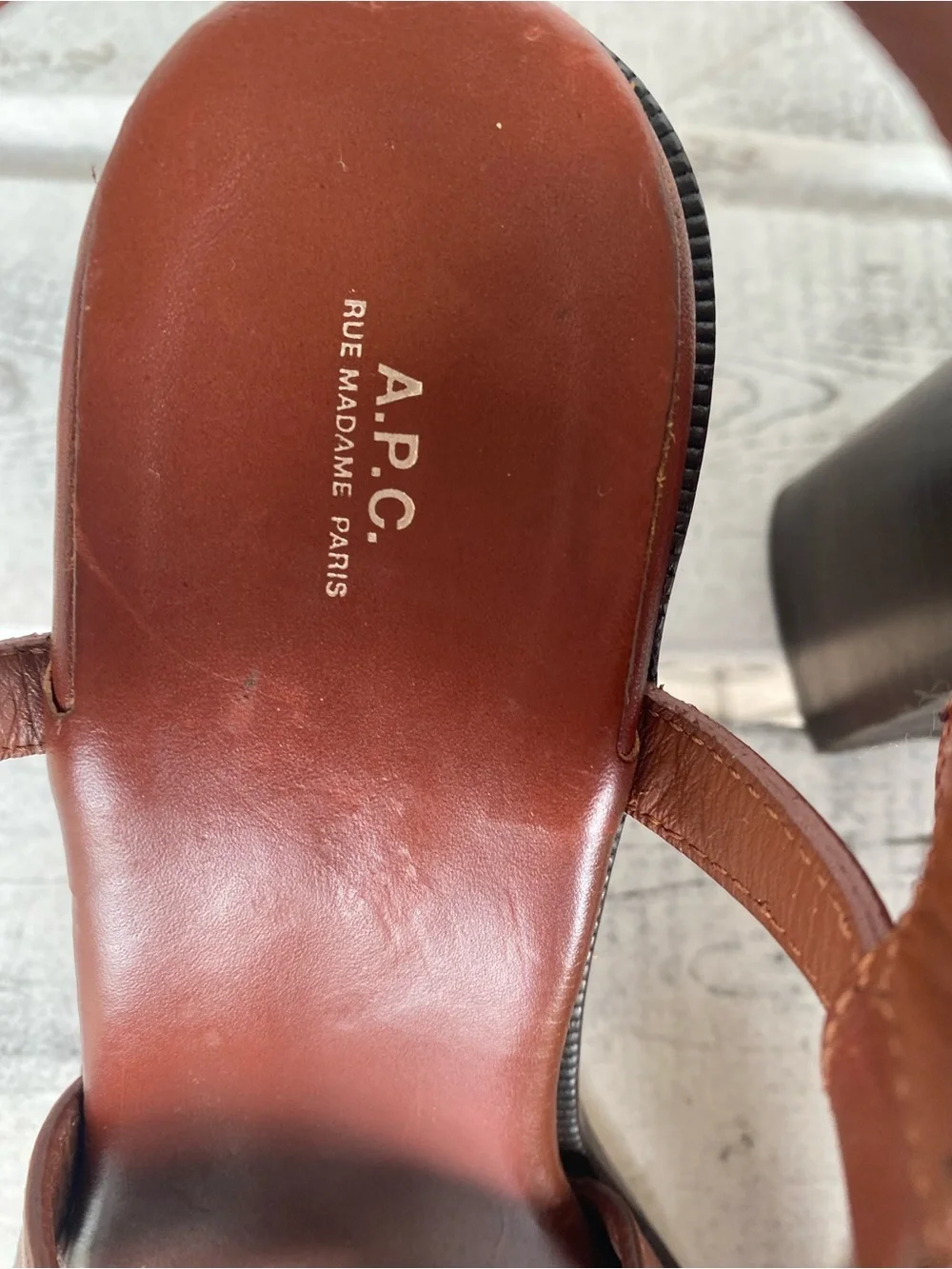 A.P.C. Tess Leather Buckle Block Heel Strappy Sandals Hazelnut Quiet Luxury 39/9